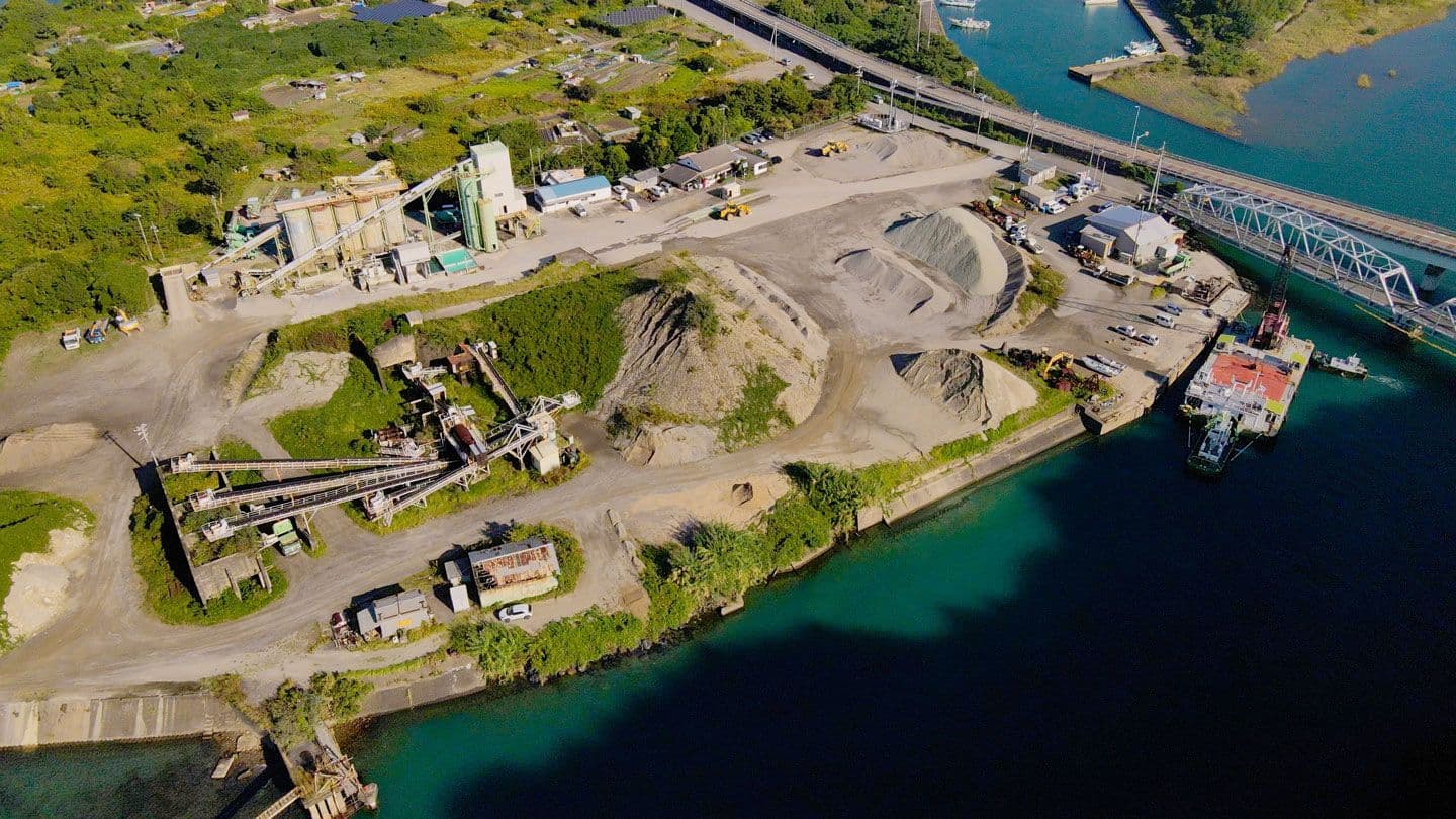 日置川本社工場全景